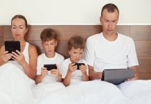 My First Device, el informe sobre la primera generación de padres digitalizados