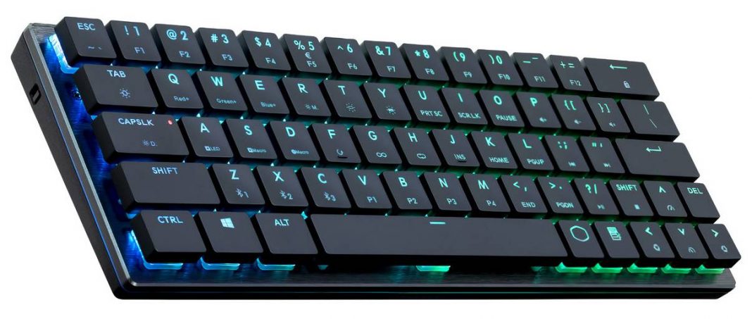 Primer teclado mecánico inalámbrico Bluetooth TKL Cooler Master SK621