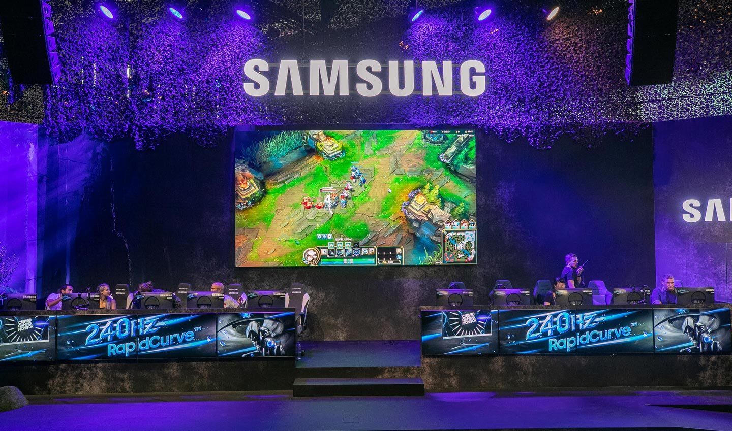 Monitor Curvo Gaming Samsung de 240HZ G-Sync 