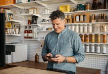 PayPal lanza pagos a través de código QR para comercios