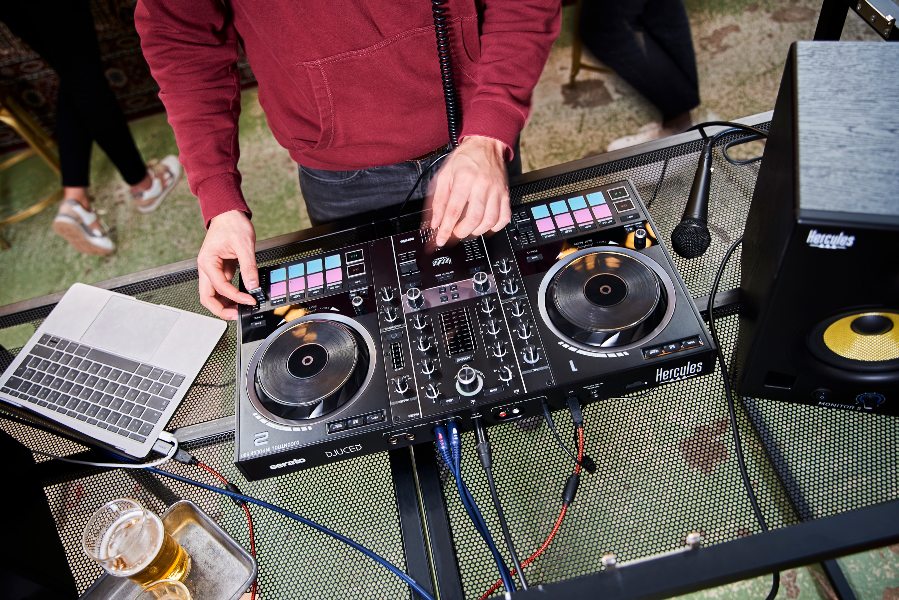 DJControl Inpulse 500: Saca el DJ que llevas dentro