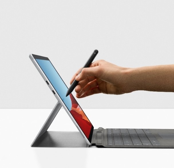 Surface Pro X mejora con redefiniendo la informática móvil