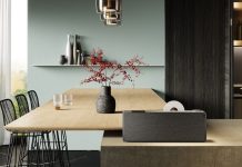 Loewe Klang s1 y s3 con tubo bass réflex, pantalla y controles táctiles Loewe Klang s1 y s3 con tubo bass réflex y pantalla táctil