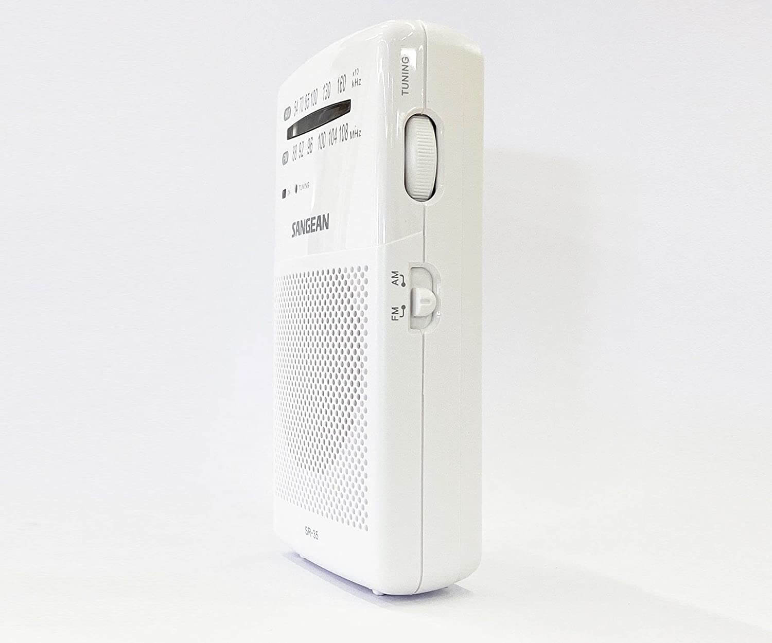 la compañera radiofónica compacta y potente perfecta: Sangean Pocket 100