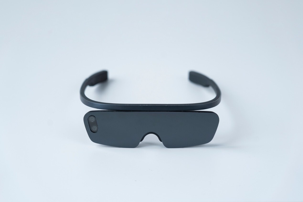 El visor de realidad virtual más delgado y liviano del mundo