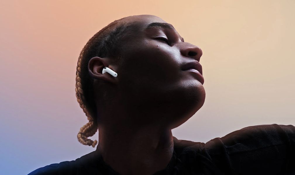 AirPods 4 y la primera experiencia integral de salud auditiva del mundo: AirPods Pro 2