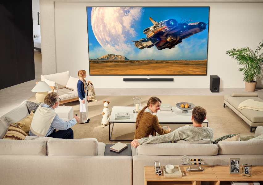 LG QNED evo MiniLED Zero Connect