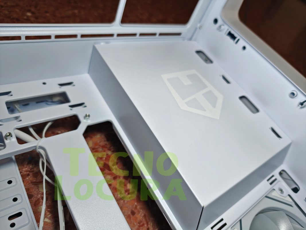 Nox Hummer Anvil White