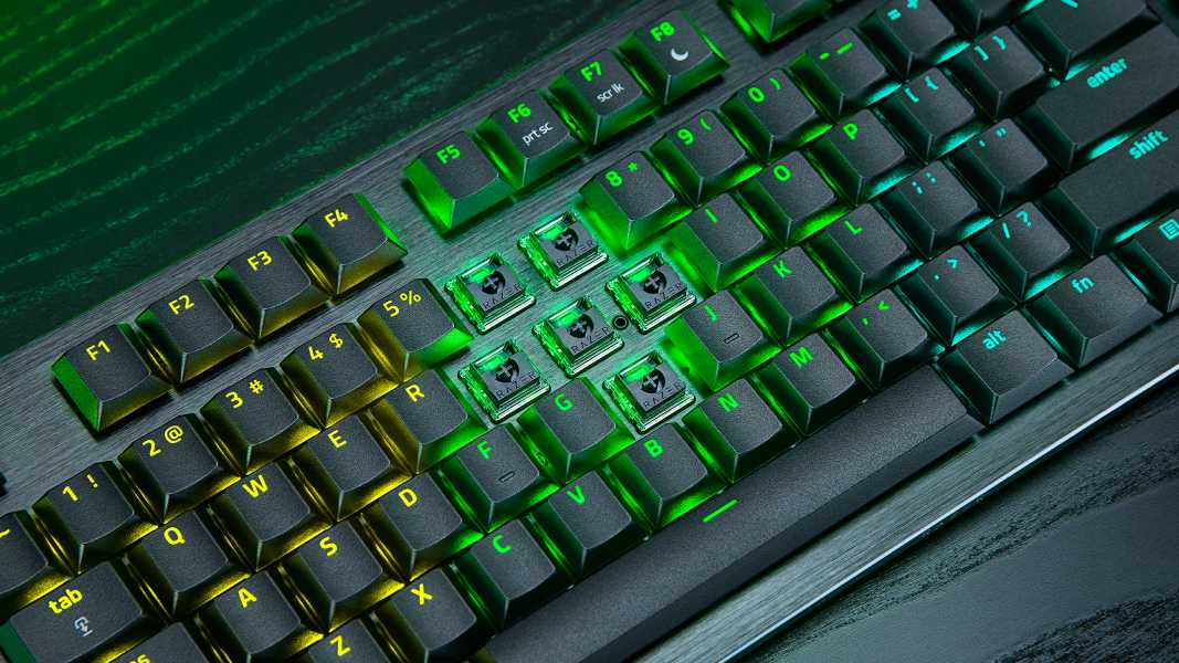 Razer Huntsman V3 Pro Low-Profile TKL 8K Hz primer teclado óptico analógico de perfil bajo para eSports