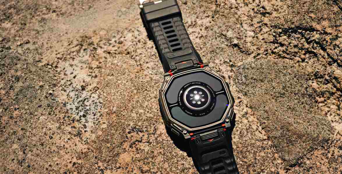 Amazfit T-Rex Dual Solar: Primer reloj deportivo AMOLED del mundo con sistema solar dual